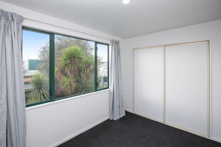 68 Thackeray Place Waltham_18