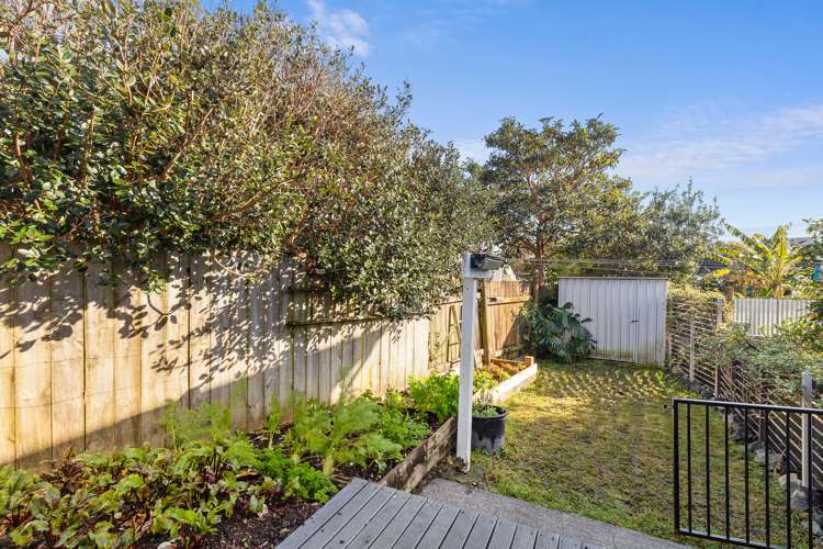 11 Hinemoa Place Snells Beach_21
