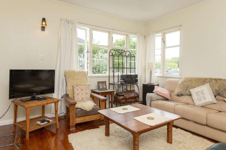 60 Centennial Crescent Te Hapara_7