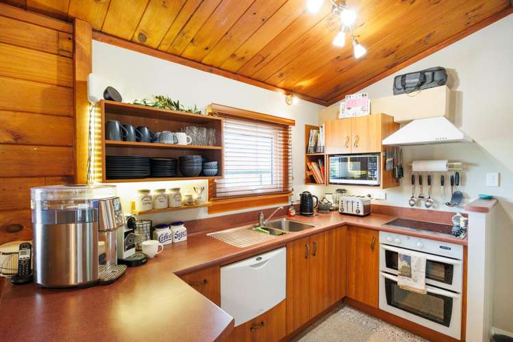 2 Dalrymple Place Marton_11