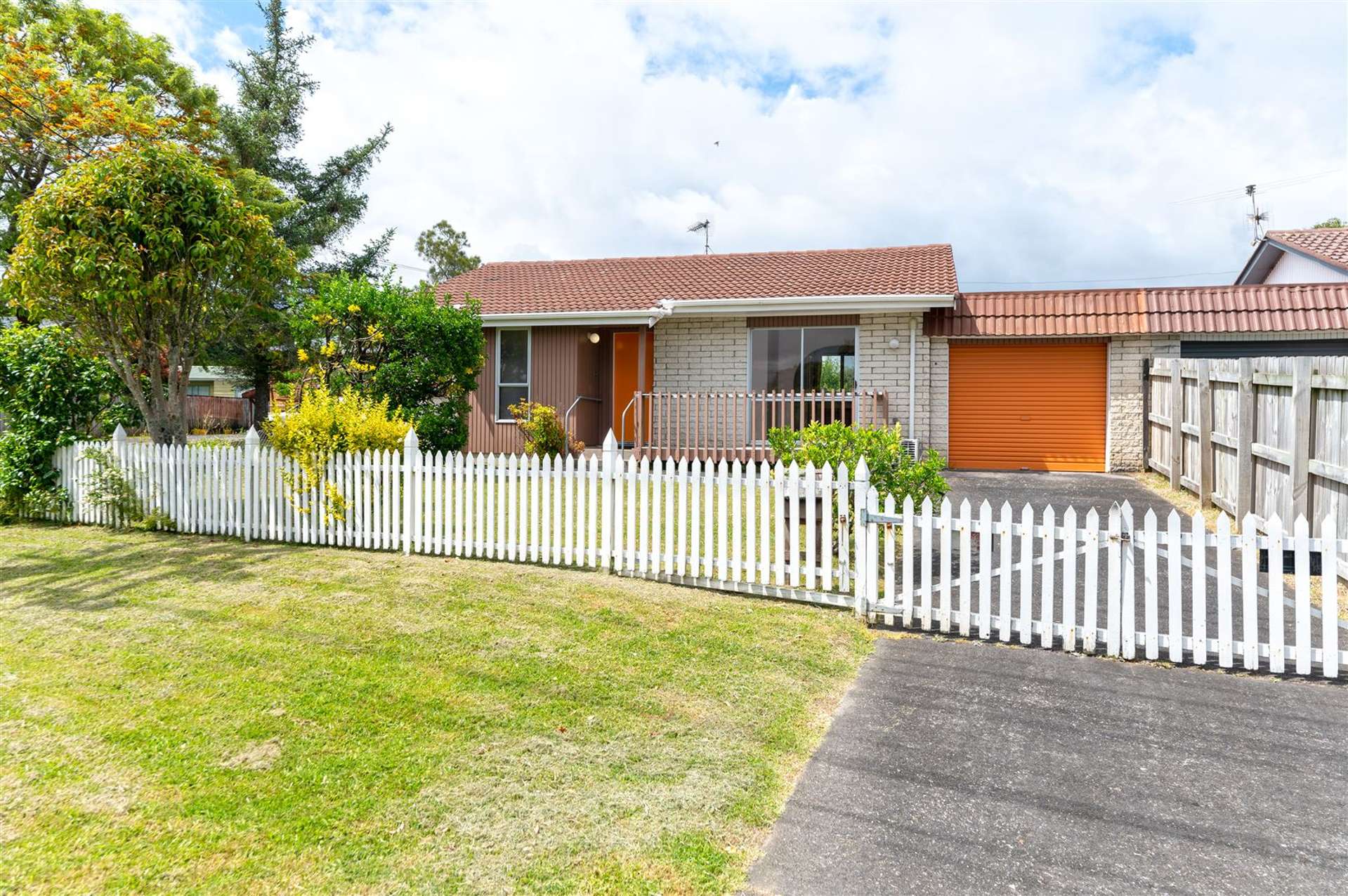 2/558 Swanson Road Ranui_0