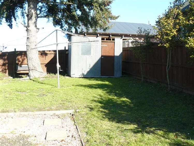 7 Livingstone Street West End_20