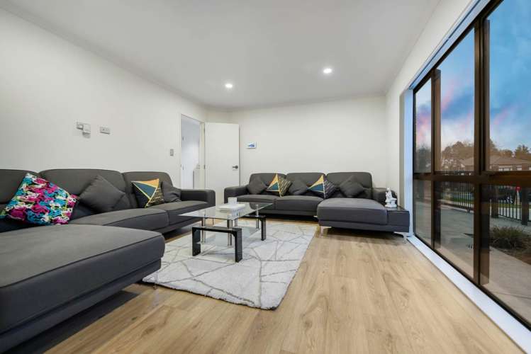 5 Riwai Street Flat Bush_10