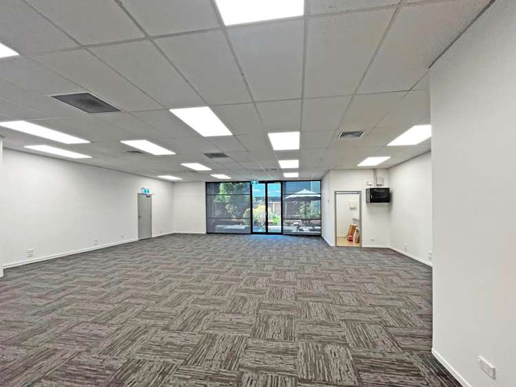 8 Hugo Johnston Drive Penrose_3