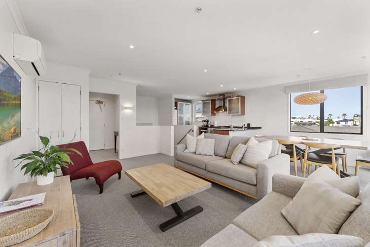 312/136 Marine Parade Mt Maunganui_6