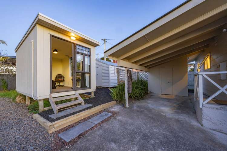 285 Glengarry Road Glen Eden_8