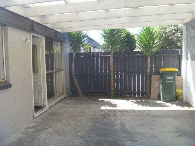 2/35 Trentham Road Papakura_2