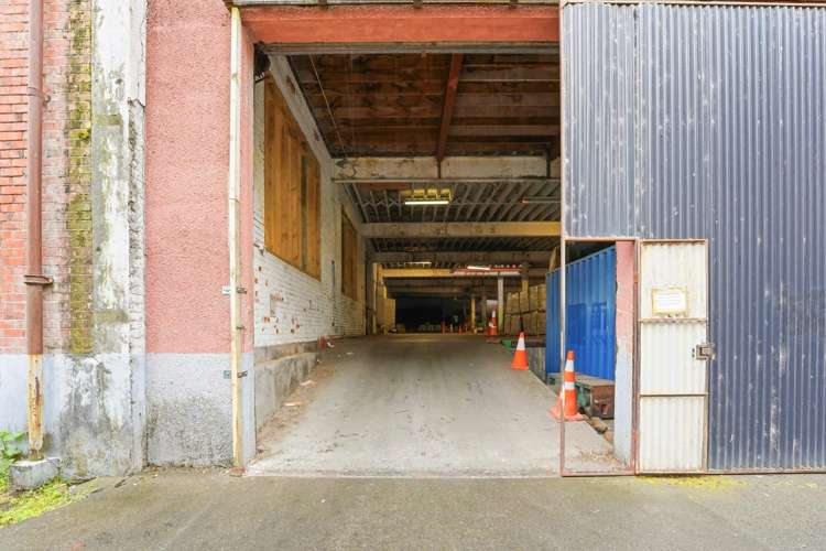 42 Bedford Avenue Gonville_14