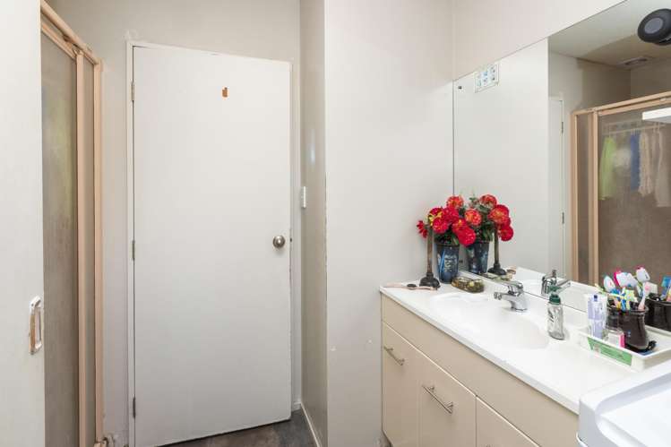 25 and 25A Lenton Street Aranui_13