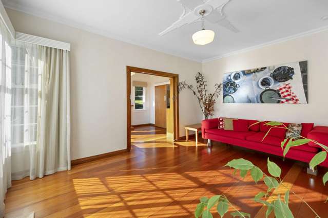 197 Tukapa Street Westown_4