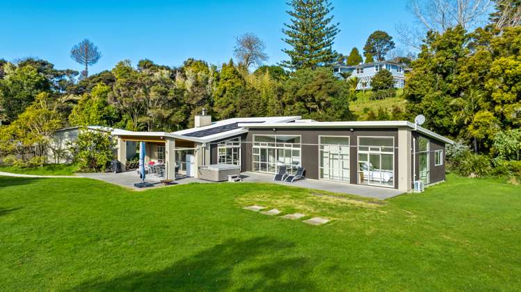 269 Okura River Road Okura_13