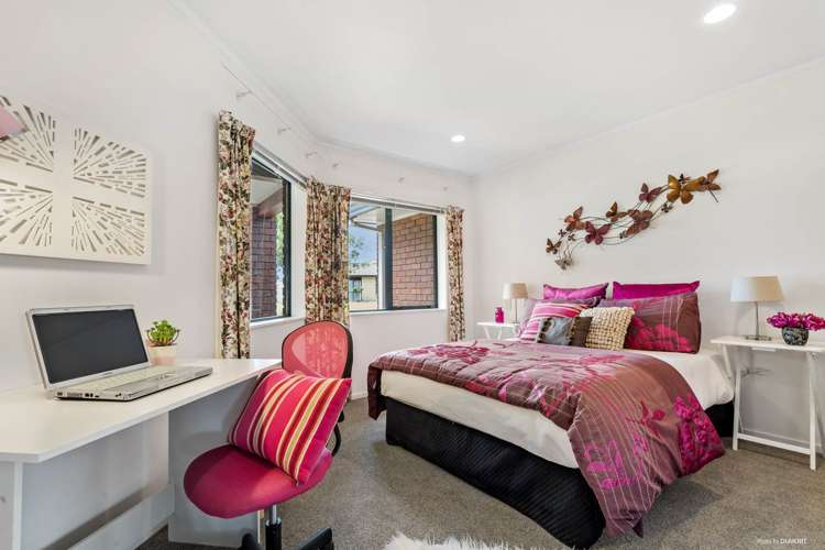 6 Linicro Place Wattle Downs_18