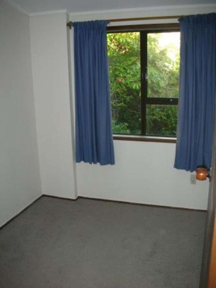 2/126 Island Bay Road Beach Haven_7