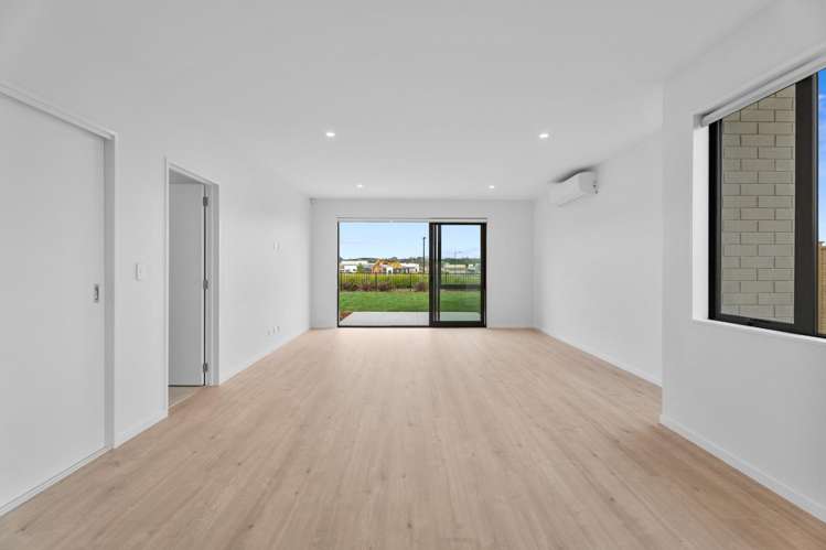 18 Kanae Drive 1640_12