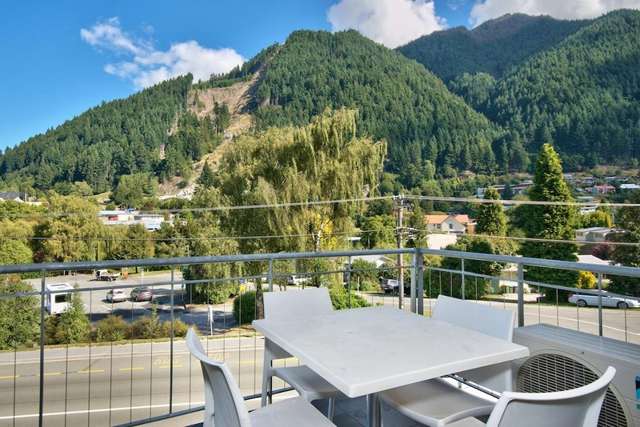 APT 18, 15-17 Gorge Road Queenstown_4