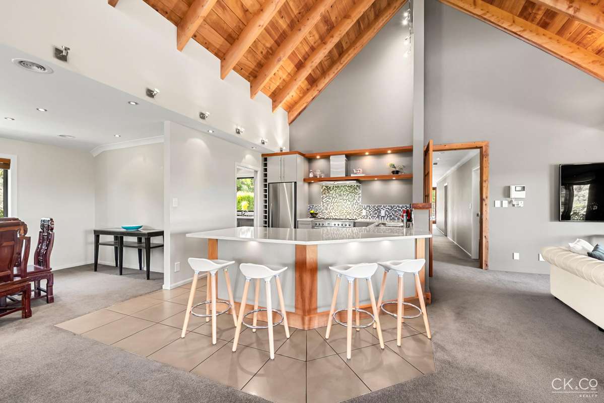 14 Mount Marua Way_3