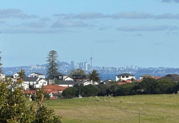 131 Alec Craig Way Gulf Harbour_9