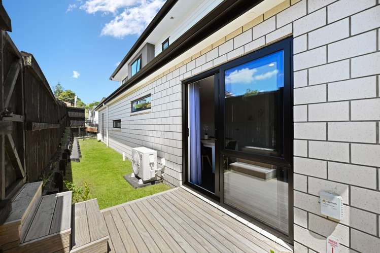 2A Oku Close Hillcrest_13