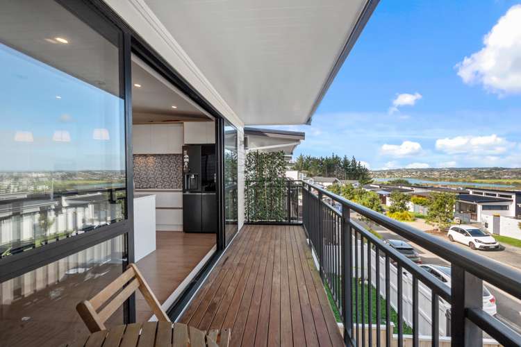 54 Ascension Crescent Orewa_4