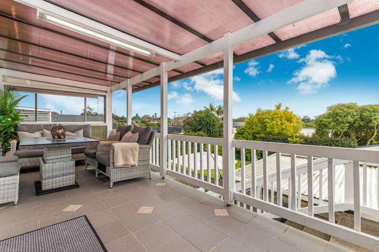 77 Clark Road Pahurehure_8