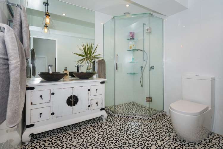 37 Waimana Avenue Northcote Point_5