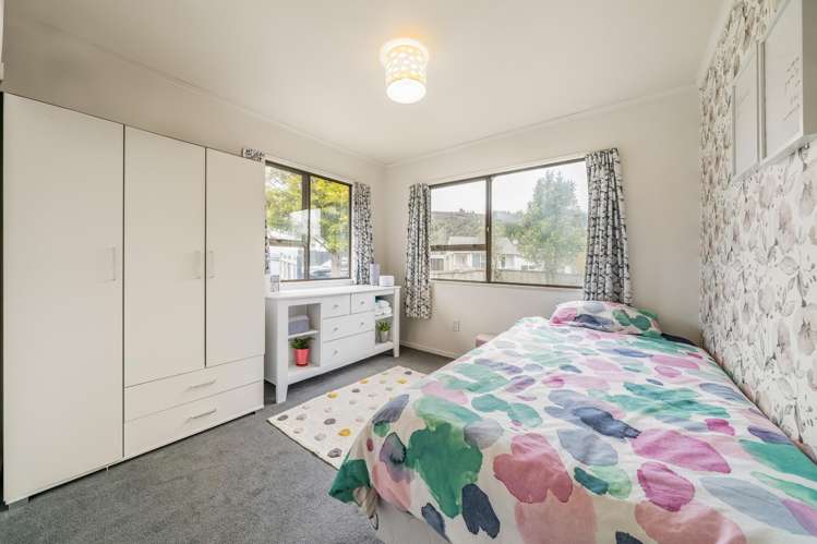 5 Edelweiss Grove Timberlea_22