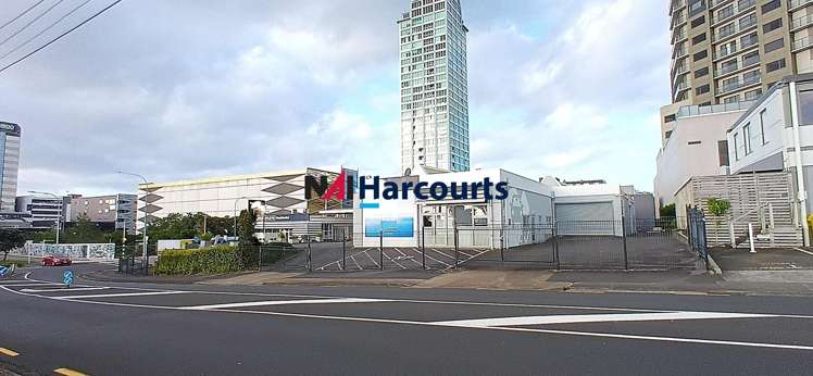 26-28 Northcroft Street Takapuna_4