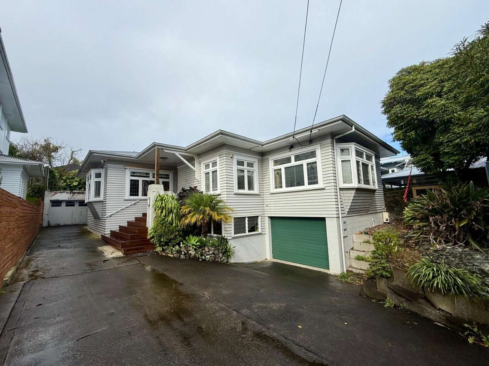 4 Woodford Road 1728_0