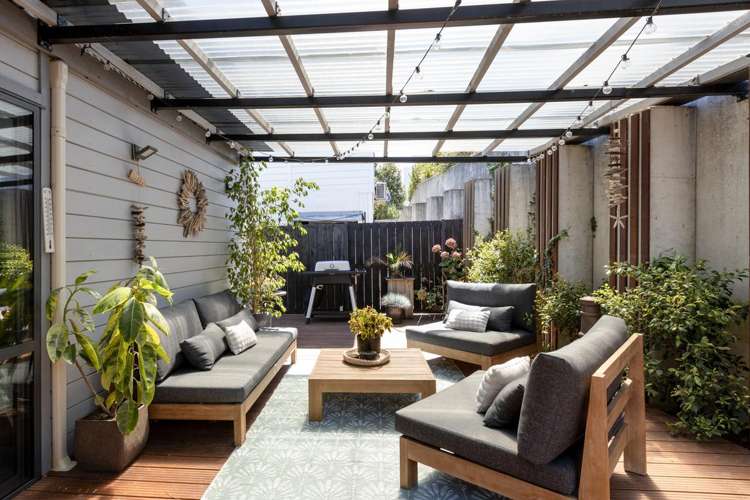 16 Gyle Place Pyes Pa_22