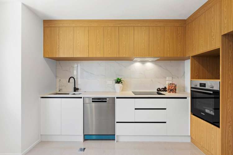 4/7 Chevis Place Pakuranga_6