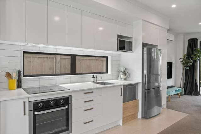 40 Sidney Wallingford Way Hobsonville_4