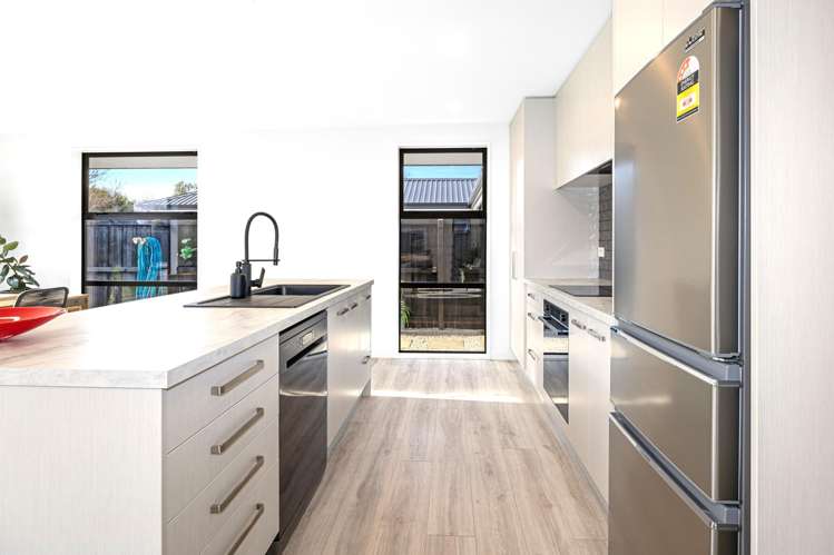 43 Henshaw Street Woodend_9