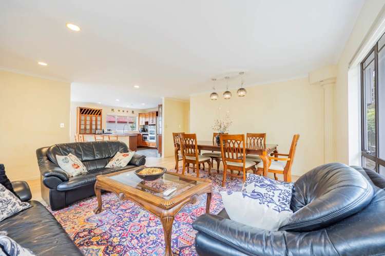 2/32 Spencer Road Pinehill_6