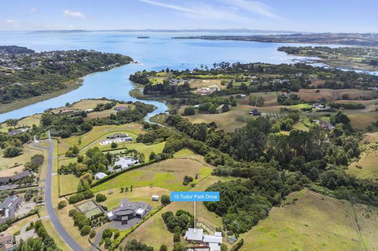 15 Tudor Park Drive Whitford_53