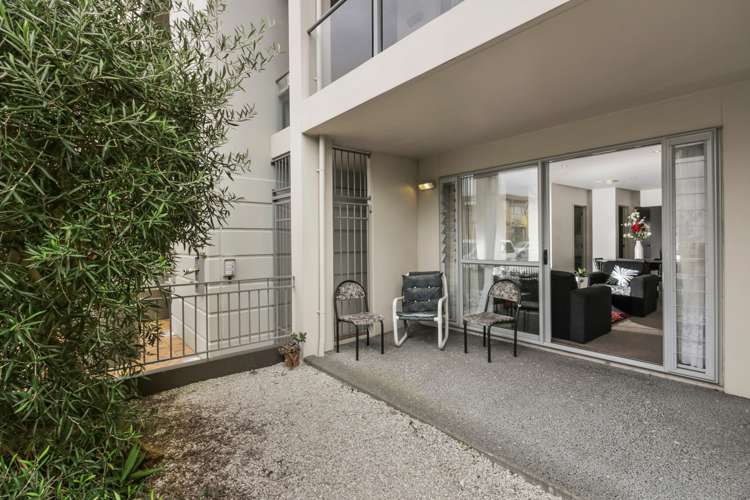 92a Michael Jones Drive Flat Bush_9