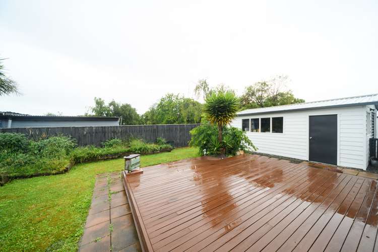 29 Ferndale Place Feilding_21