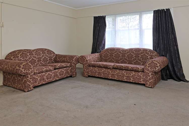 4247 Great North Road Glendene_19