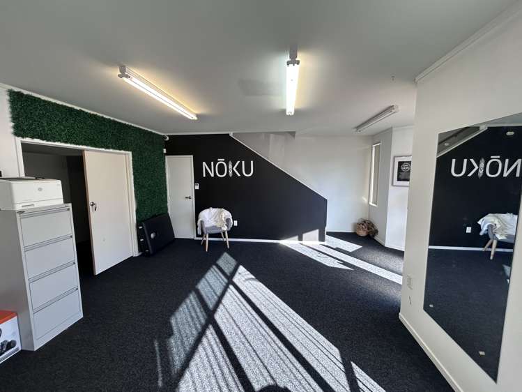 94 Ford Road Onekawa_1