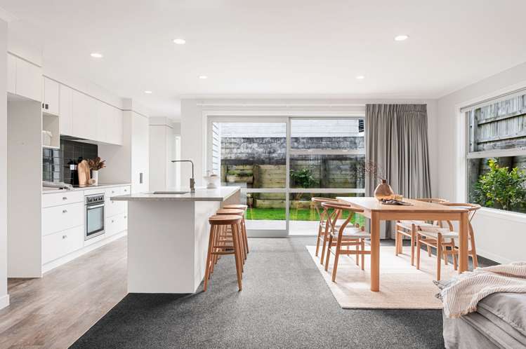34A Houchens Road_5