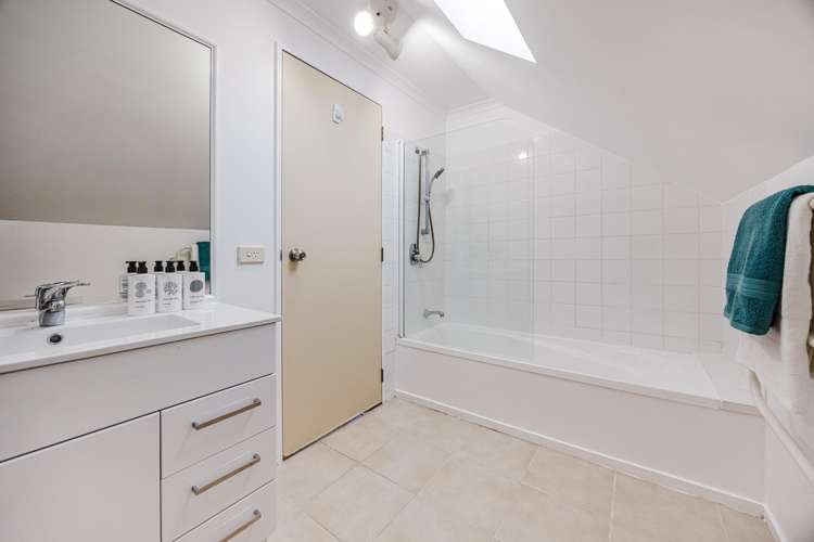 31D Chieftain Rise Goodwood Heights_11