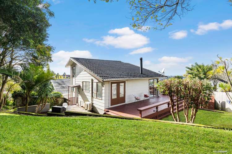 74B Ayton Drive Totara Vale_13