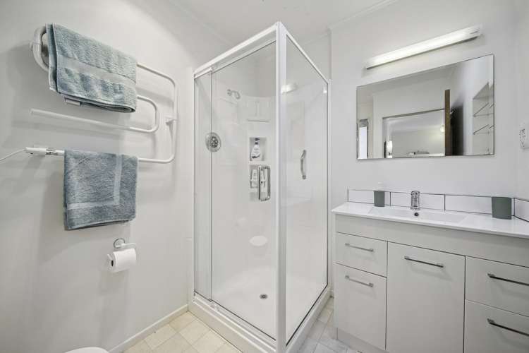 18 Sunny Glen Waikanae_13