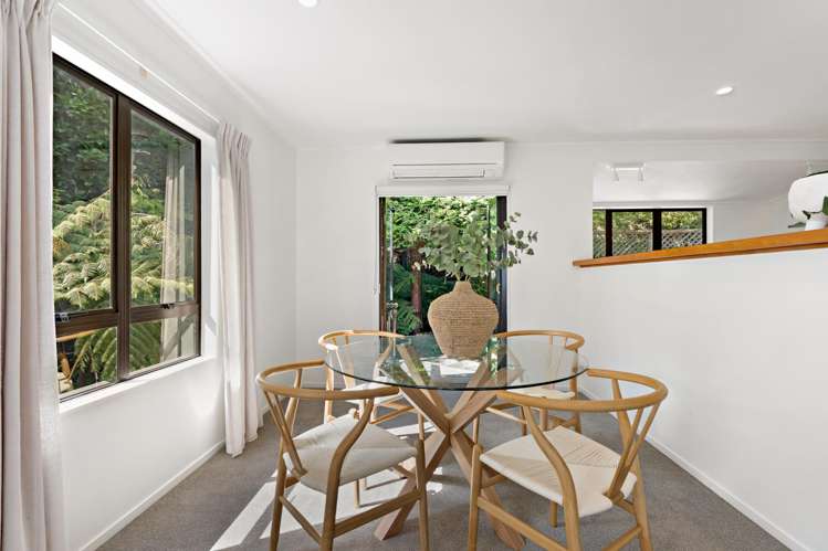 4/33-35 Teal Crescent Beach Haven_6