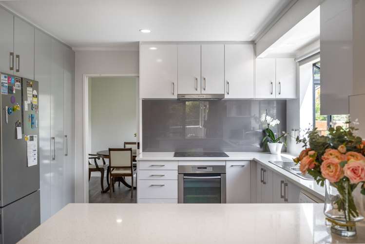 14 Hakea Place Totara Heights_12