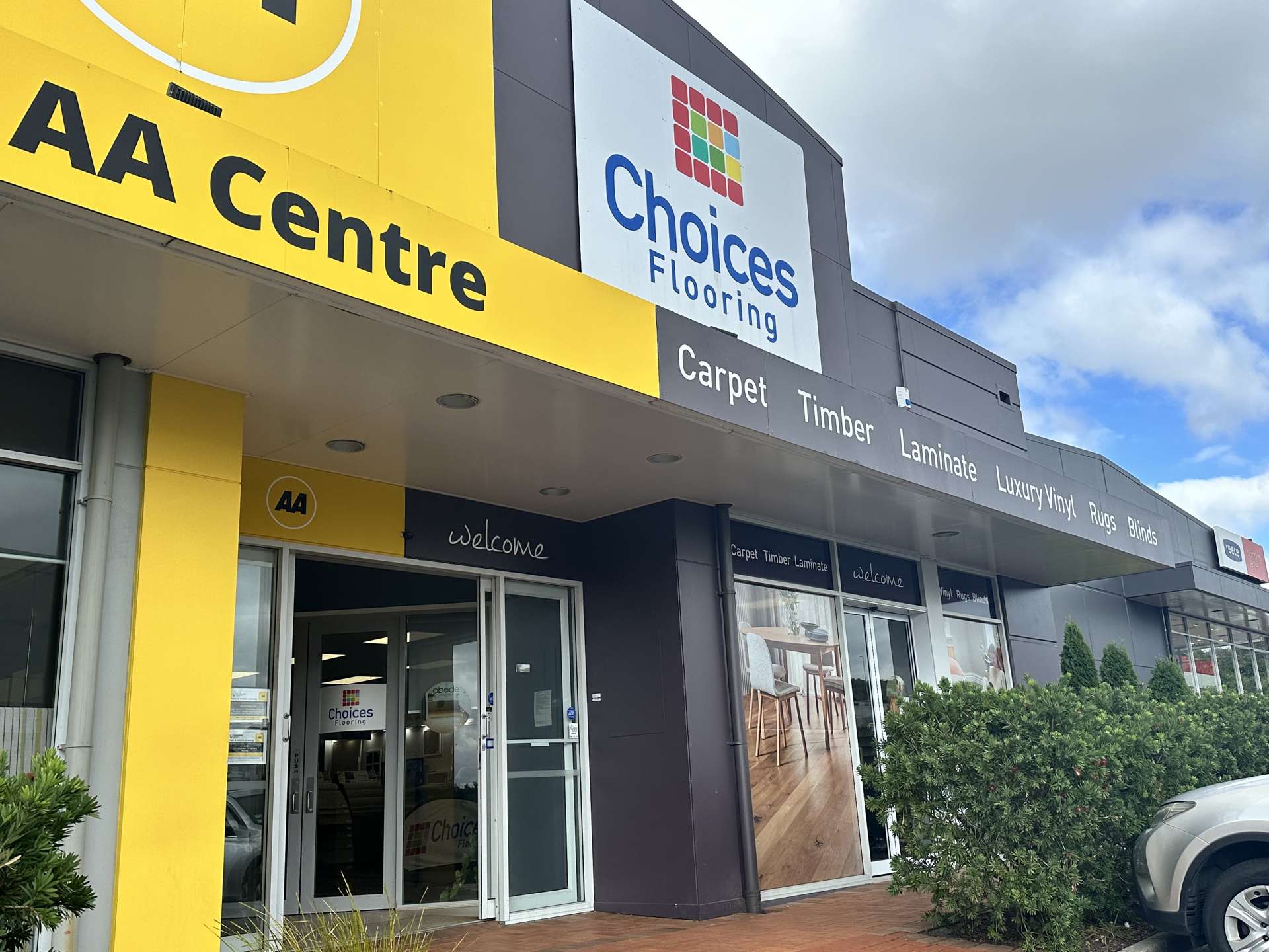 2/60 Constellation Drive Rosedale_0