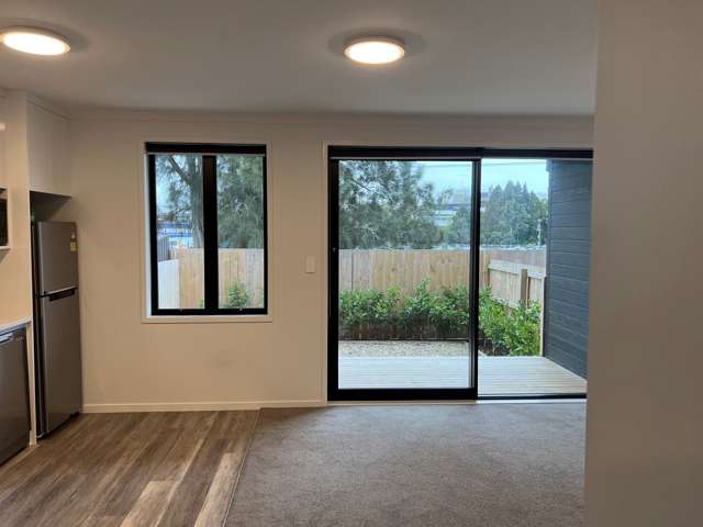 90 Swaffield Road Papatoetoe_3