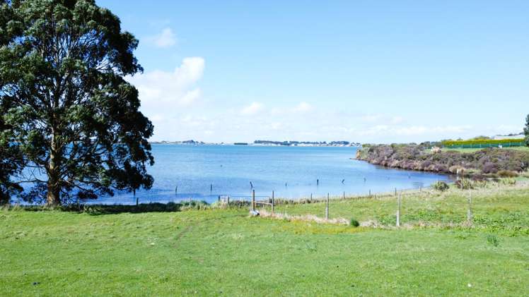 152 Orepuki Riverton Highway Riverton & Surrounds_2