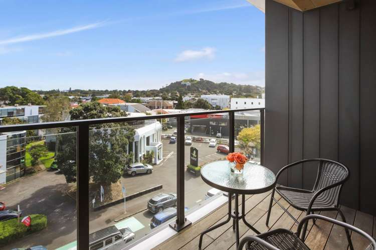 403/64 Great South Road Epsom_9