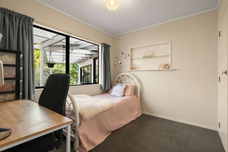 20 Essendon Court Glenview_14