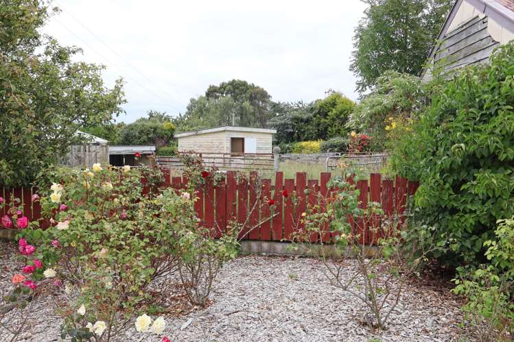 220 Bay Road West Plains_43